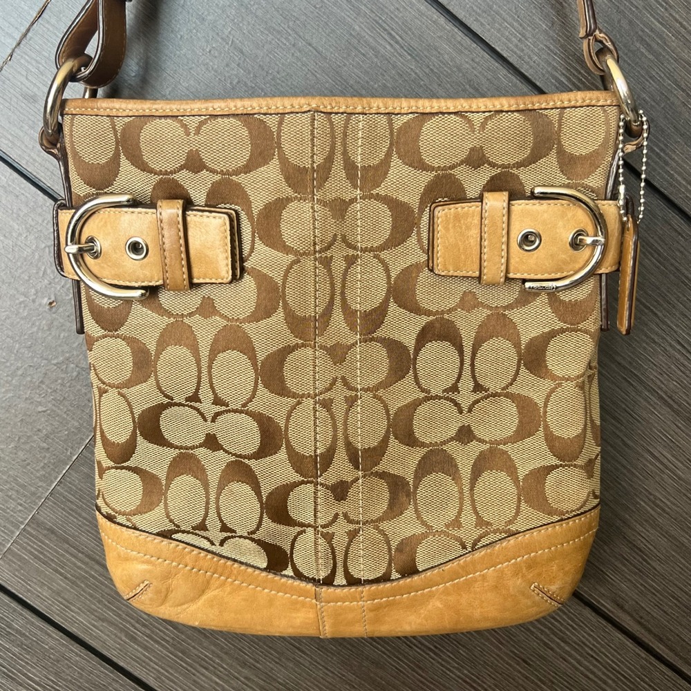 Coach Women's Signature Soho Shoulder Bag Brown Tan Canvas Leather Y2K - Picture 2 of 6